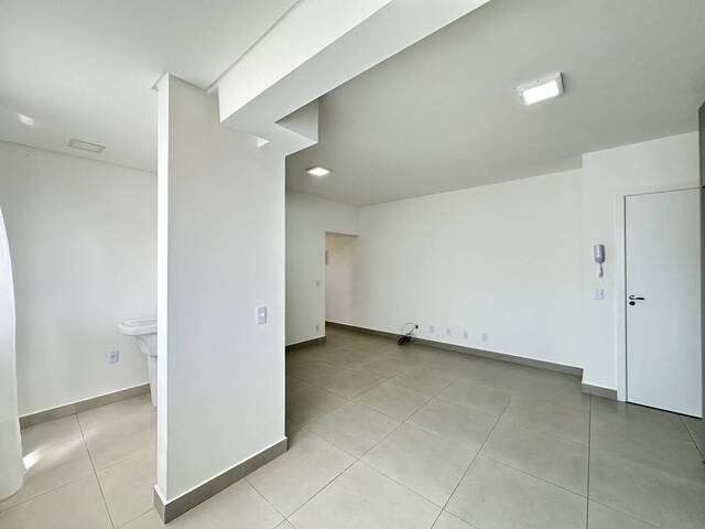Apartamento para Venda em Joinville - 5