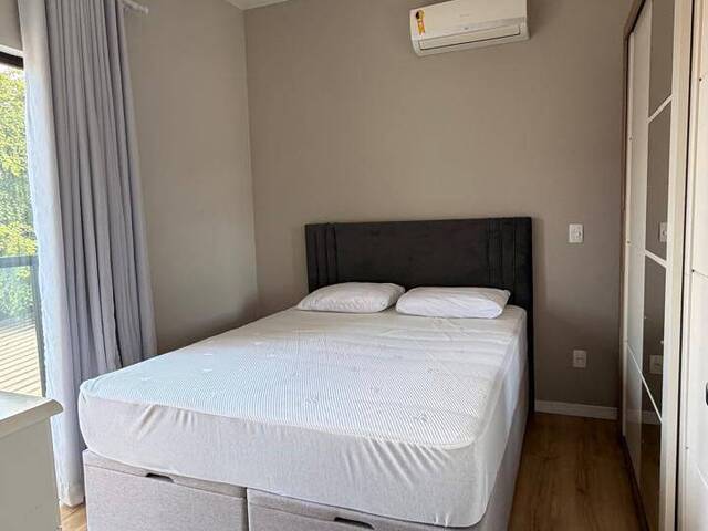 Apartamento para Venda em Joinville - 5