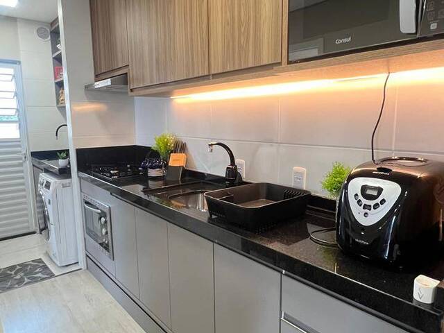 Apartamento para Venda em Joinville - 2